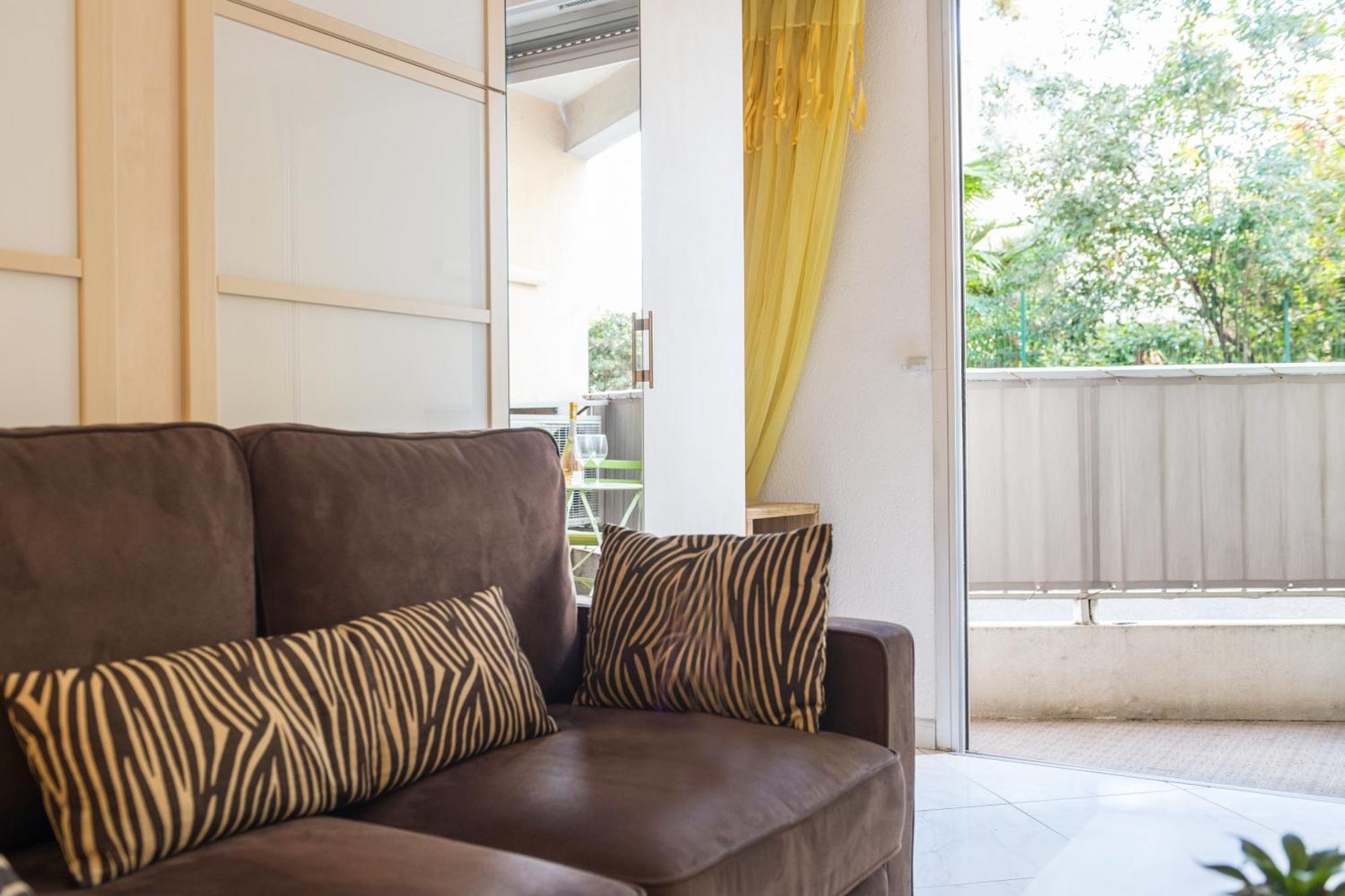 Cosy Studio - Residence Front De Mer - Menton Kültér fotó